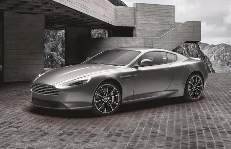 Siêu xe đặc biệt Aston Martin  DB9 GT Bond có ngoại thất màu xám "Spectre" đặc biệt, di kèm đó là bộ mâm 20 inch 10 chấu sử dụng màu "kim cương đen".